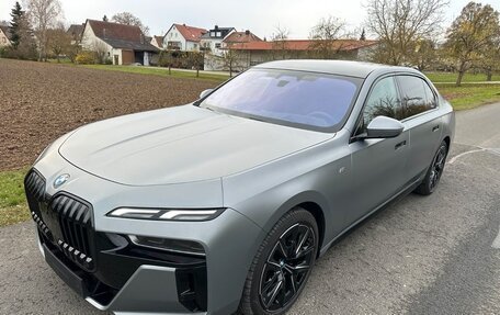 BMW 7 серия, 2022 год, 8 840 000 рублей, 3 фотография