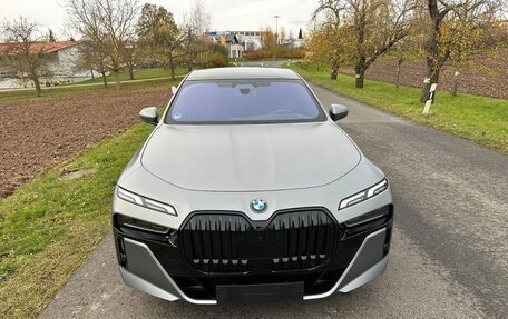 BMW 7 серия, 2022 год, 8 840 000 рублей, 2 фотография