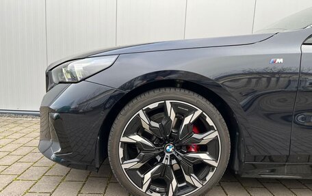 BMW 5 серия, 2025 год, 5 680 000 рублей, 3 фотография