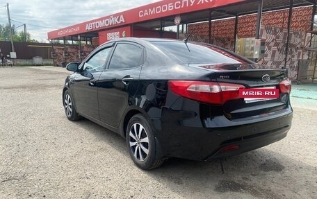 KIA Rio III рестайлинг, 2014 год, 780 000 рублей, 2 фотография