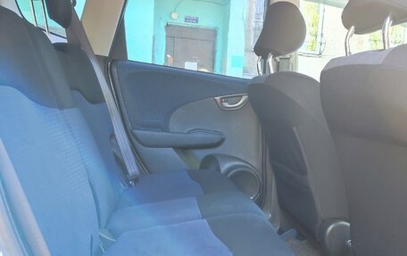 Honda Fit III, 2010 год, 822 000 рублей, 9 фотография