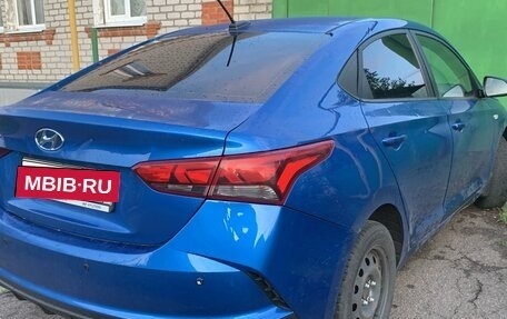 Hyundai Solaris II рестайлинг, 2021 год, 890 000 рублей, 10 фотография