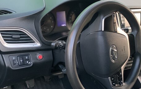 Hyundai Solaris II рестайлинг, 2021 год, 890 000 рублей, 18 фотография