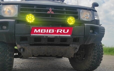 Mitsubishi Pajero III рестайлинг, 1997 год, 950 000 рублей, 3 фотография