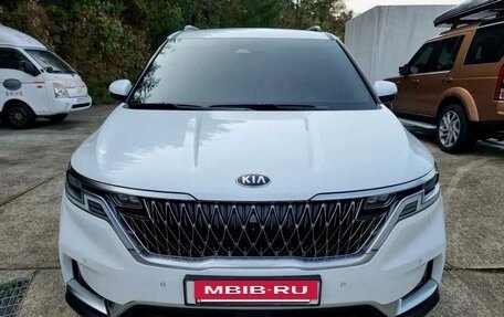 KIA Carnival, 2020 год, 2 920 000 рублей, 2 фотография