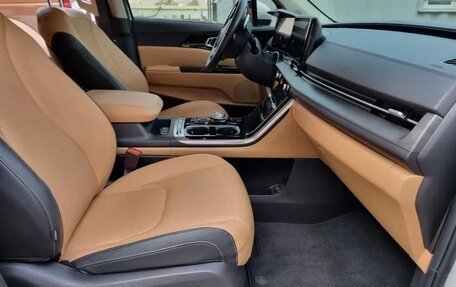 KIA Carnival, 2020 год, 2 920 000 рублей, 15 фотография