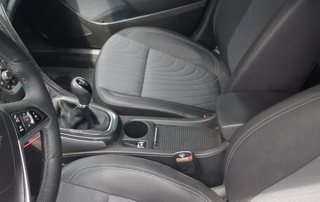 Opel Astra J, 2013 год, 680 000 рублей, 1 фотография