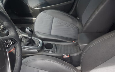 Opel Astra J, 2013 год, 680 000 рублей, 1 фотография