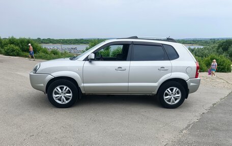 Hyundai Tucson III, 2008 год, 750 000 рублей, 2 фотография