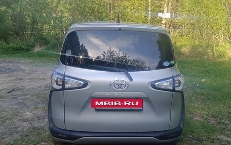 Toyota Sienta II, 2017 год, 1 190 000 рублей, 2 фотография