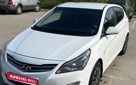 Hyundai Solaris II рестайлинг, 2016 год, 1 170 000 рублей, 3 фотография