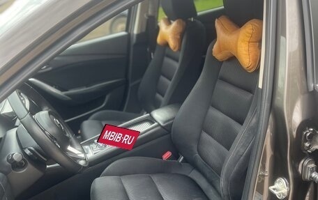 Mazda 6, 2017 год, 1 980 000 рублей, 4 фотография