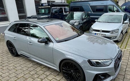 Audi RS 4, 2022 год, 6 250 000 рублей, 10 фотография