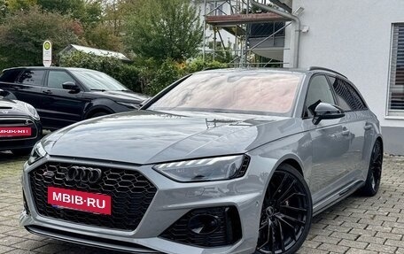 Audi RS 4, 2022 год, 6 250 000 рублей, 3 фотография