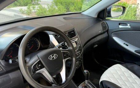 Hyundai Solaris II рестайлинг, 2013 год, 770 000 рублей, 6 фотография
