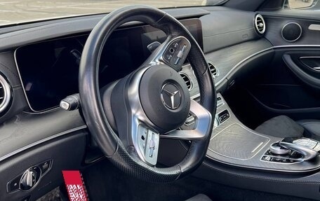 Mercedes-Benz E-Класс, 2019 год, 3 740 000 рублей, 5 фотография