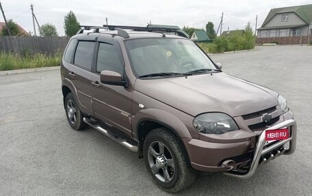 Chevrolet Niva I рестайлинг, 2017 год, 990 000 рублей, 8 фотография