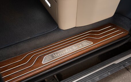 Mercedes-Benz V-Класс, 2019 год, 14 000 000 рублей, 11 фотография
