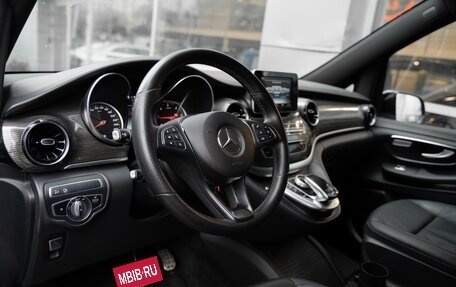 Mercedes-Benz V-Класс, 2019 год, 14 000 000 рублей, 9 фотография