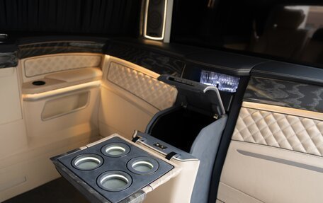 Mercedes-Benz V-Класс, 2019 год, 14 000 000 рублей, 25 фотография