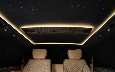 Mercedes-Benz V-Класс, 2019 год, 14 000 000 рублей, 31 фотография