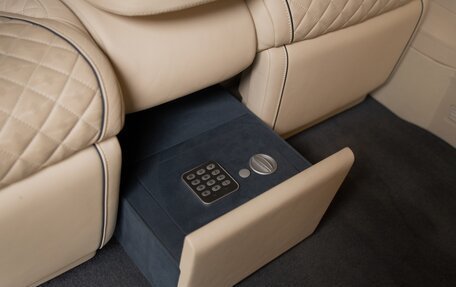 Mercedes-Benz V-Класс, 2019 год, 14 000 000 рублей, 35 фотография