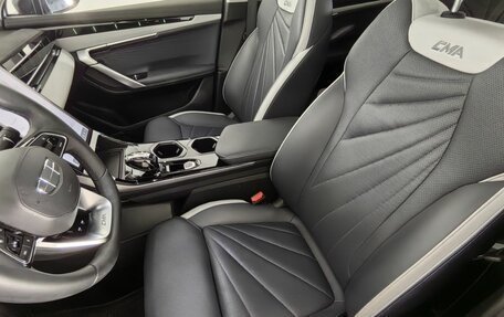 Geely Atlas, 2024 год, 2 990 000 рублей, 24 фотография
