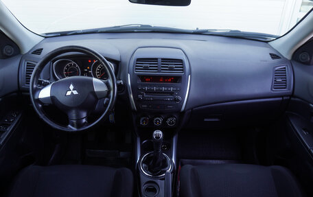 Mitsubishi ASX I рестайлинг, 2011 год, 960 000 рублей, 11 фотография