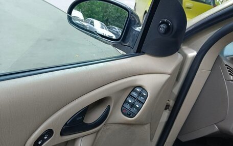 Ford Focus IV, 2002 год, 290 000 рублей, 13 фотография