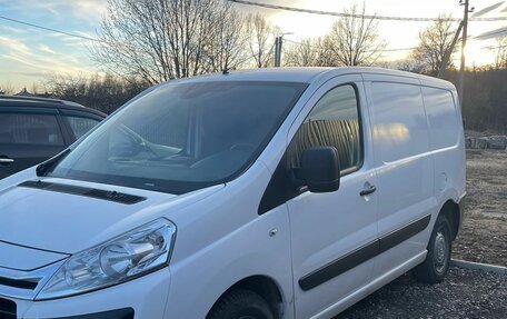 Citroen Jumpy III, 2016 год, 1 000 000 рублей, 2 фотография