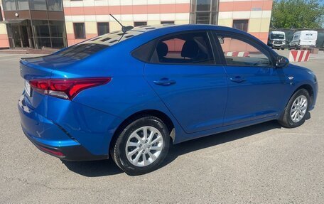Hyundai Solaris II рестайлинг, 2021 год, 1 380 000 рублей, 11 фотография