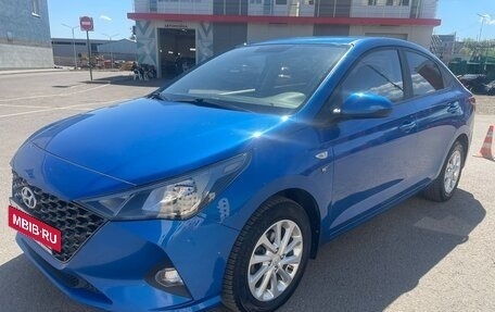 Hyundai Solaris II рестайлинг, 2021 год, 1 380 000 рублей, 8 фотография
