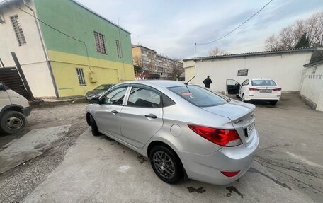 Hyundai Solaris II рестайлинг, 2013 год, 725 000 рублей, 3 фотография