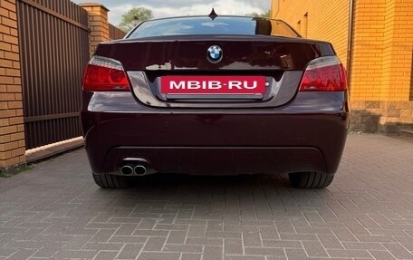 BMW 5 серия, 2007 год, 2 290 000 рублей, 6 фотография