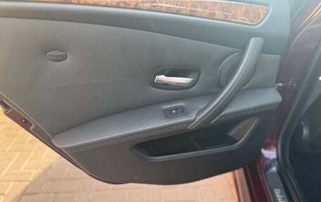 BMW 5 серия, 2007 год, 2 290 000 рублей, 31 фотография