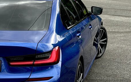 BMW 3 серия, 2019 год, 3 690 000 рублей, 14 фотография