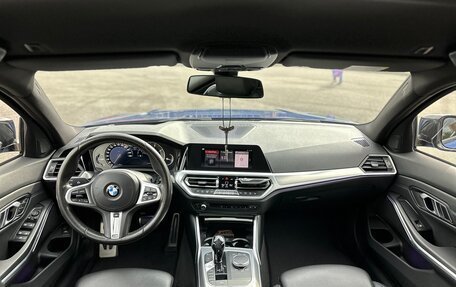 BMW 3 серия, 2019 год, 3 690 000 рублей, 18 фотография