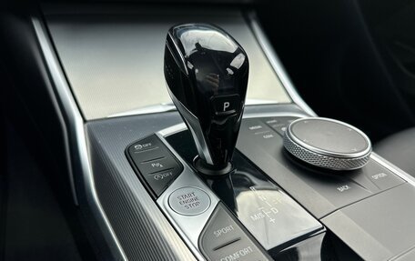 BMW 3 серия, 2019 год, 3 690 000 рублей, 29 фотография