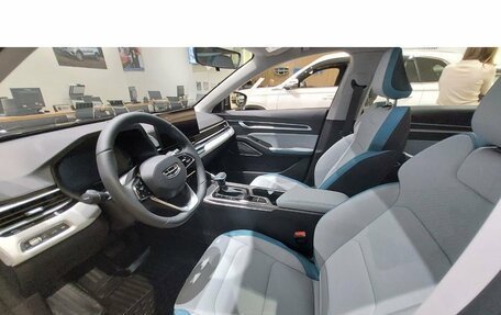 Geely Emgrand, 2024 год, 2 393 990 рублей, 8 фотография