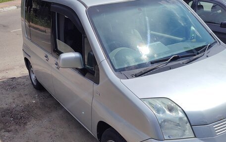 Honda Mobilio I, 2006 год, 450 000 рублей, 1 фотография