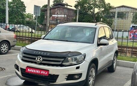 Volkswagen Tiguan I, 2012 год, 929 000 рублей, 1 фотография