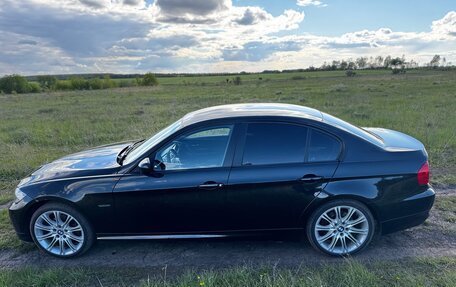 BMW 3 серия, 2011 год, 1 200 000 рублей, 4 фотография