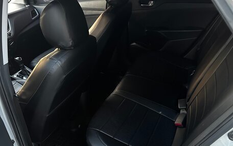 Hyundai Solaris II рестайлинг, 2018 год, 1 530 000 рублей, 10 фотография