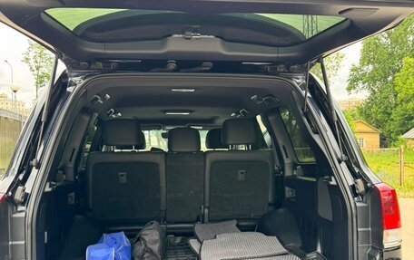 Toyota Land Cruiser 200, 2017 год, 5 800 000 рублей, 13 фотография