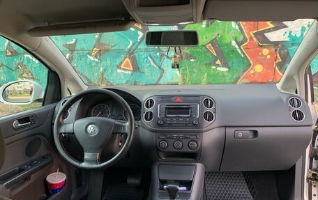 Volkswagen Golf Plus I, 2008 год, 565 000 рублей, 2 фотография