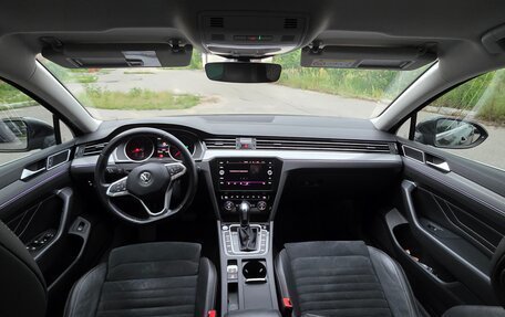 Volkswagen Passat B8 рестайлинг, 2020 год, 1 950 000 рублей, 9 фотография