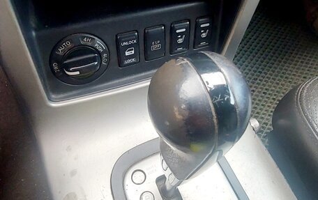 Nissan Pathfinder, 2005 год, 600 000 рублей, 11 фотография