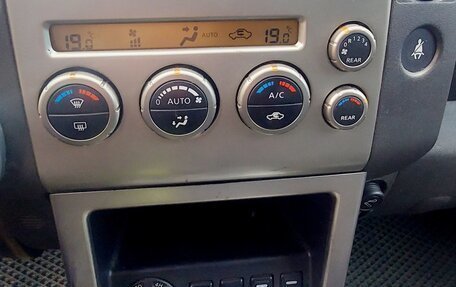Nissan Pathfinder, 2005 год, 600 000 рублей, 10 фотография