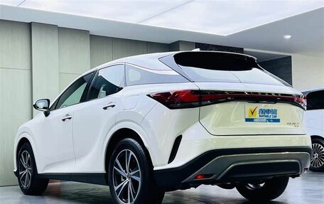 Lexus RX IV рестайлинг, 2025 год, 5 900 000 рублей, 4 фотография