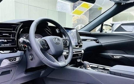 Lexus RX IV рестайлинг, 2025 год, 5 900 000 рублей, 2 фотография